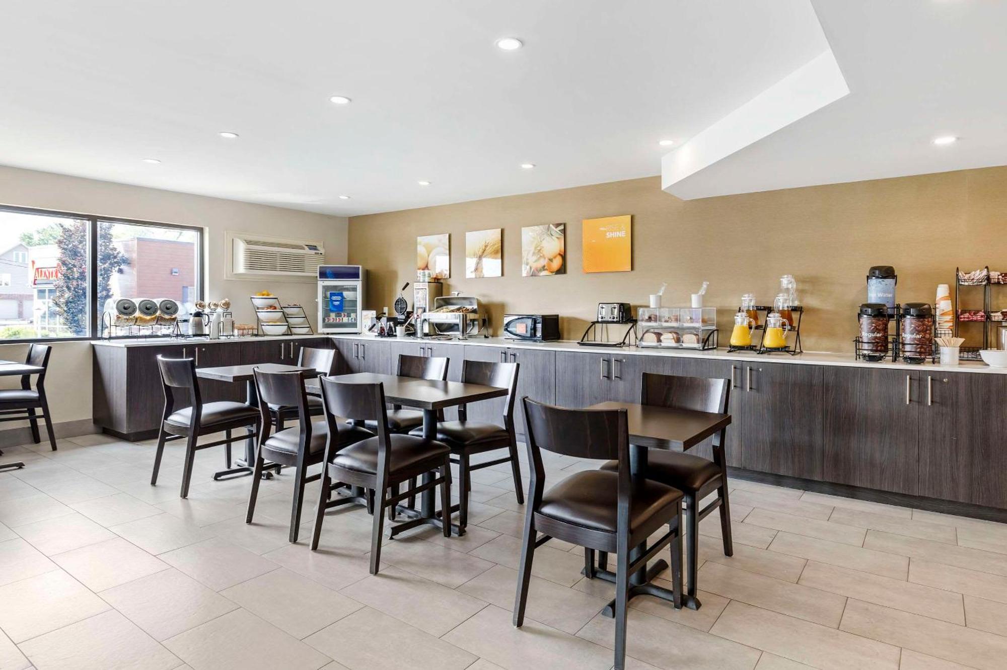 ווינדזור Comfort Inn מראה חיצוני תמונה