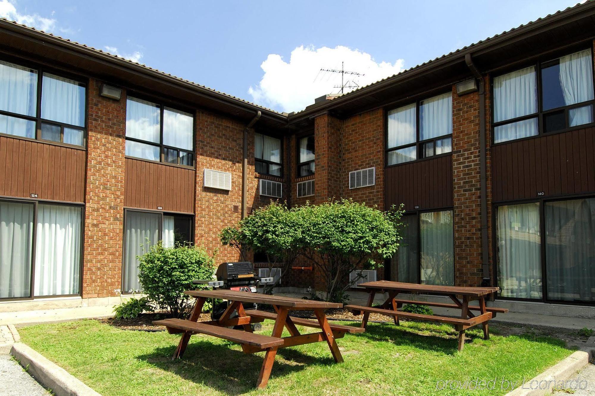 ווינדזור Comfort Inn מראה חיצוני תמונה