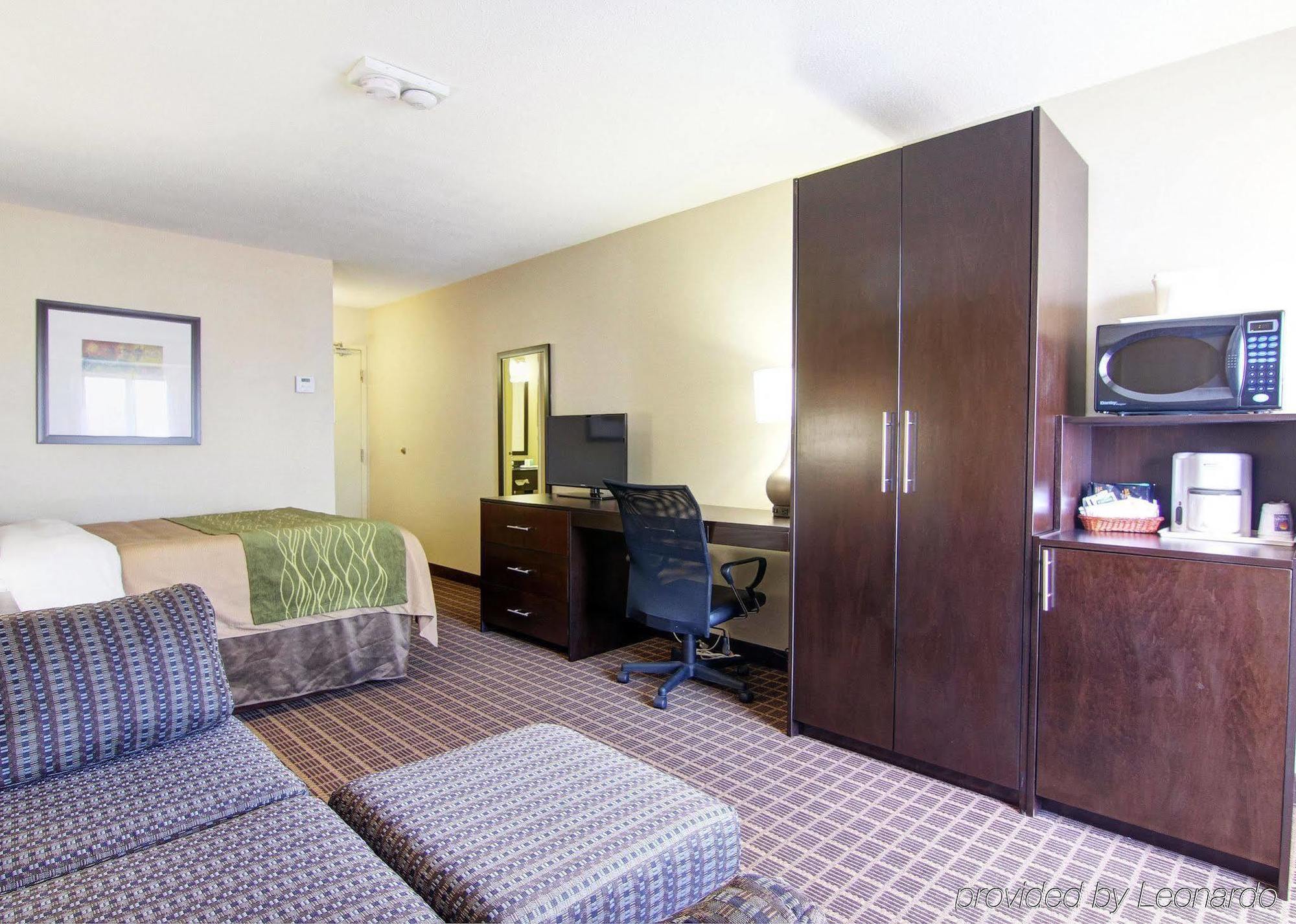 ווינדזור Comfort Inn מראה חיצוני תמונה